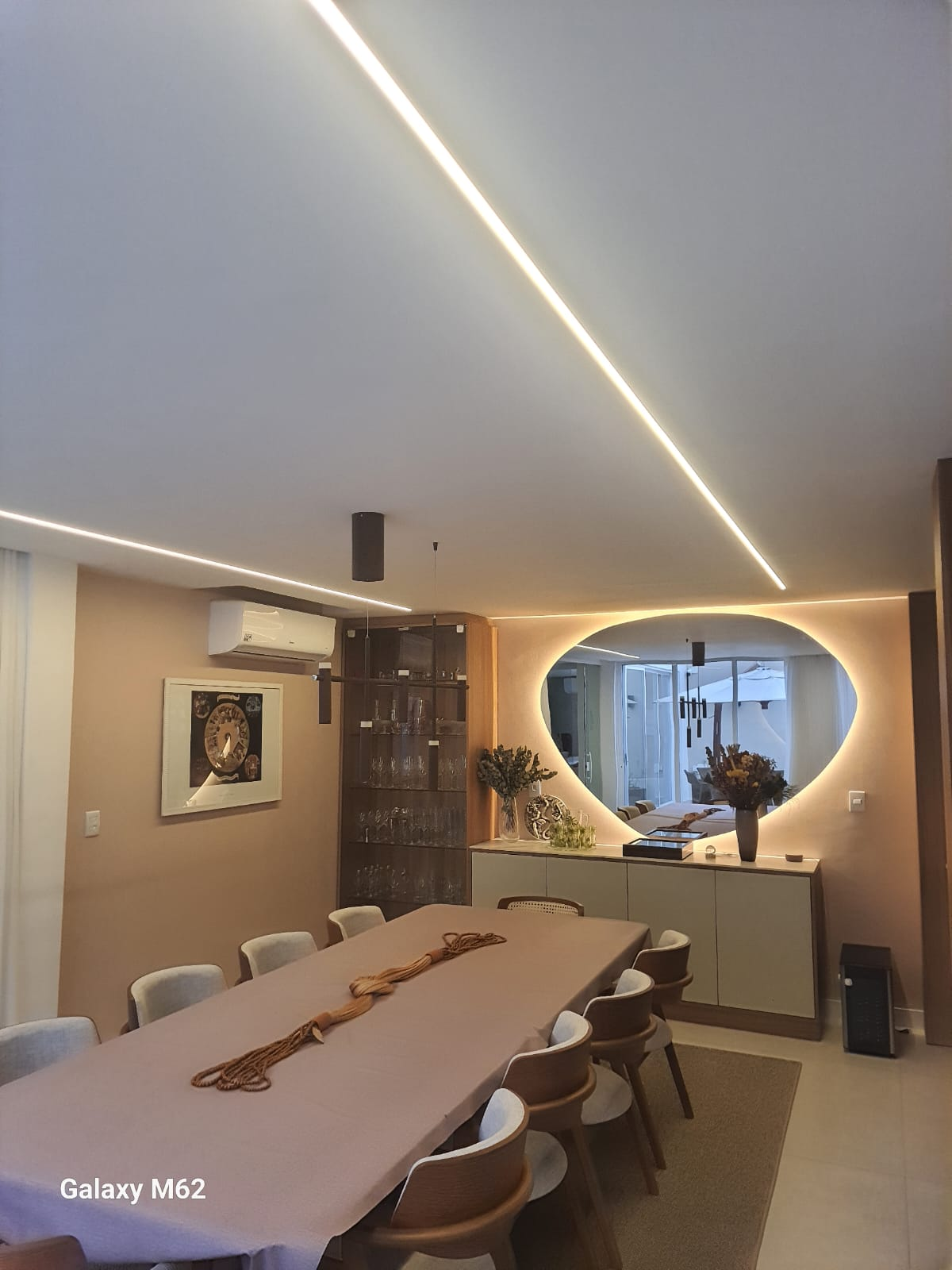 Iluminação de sala com LED embutido