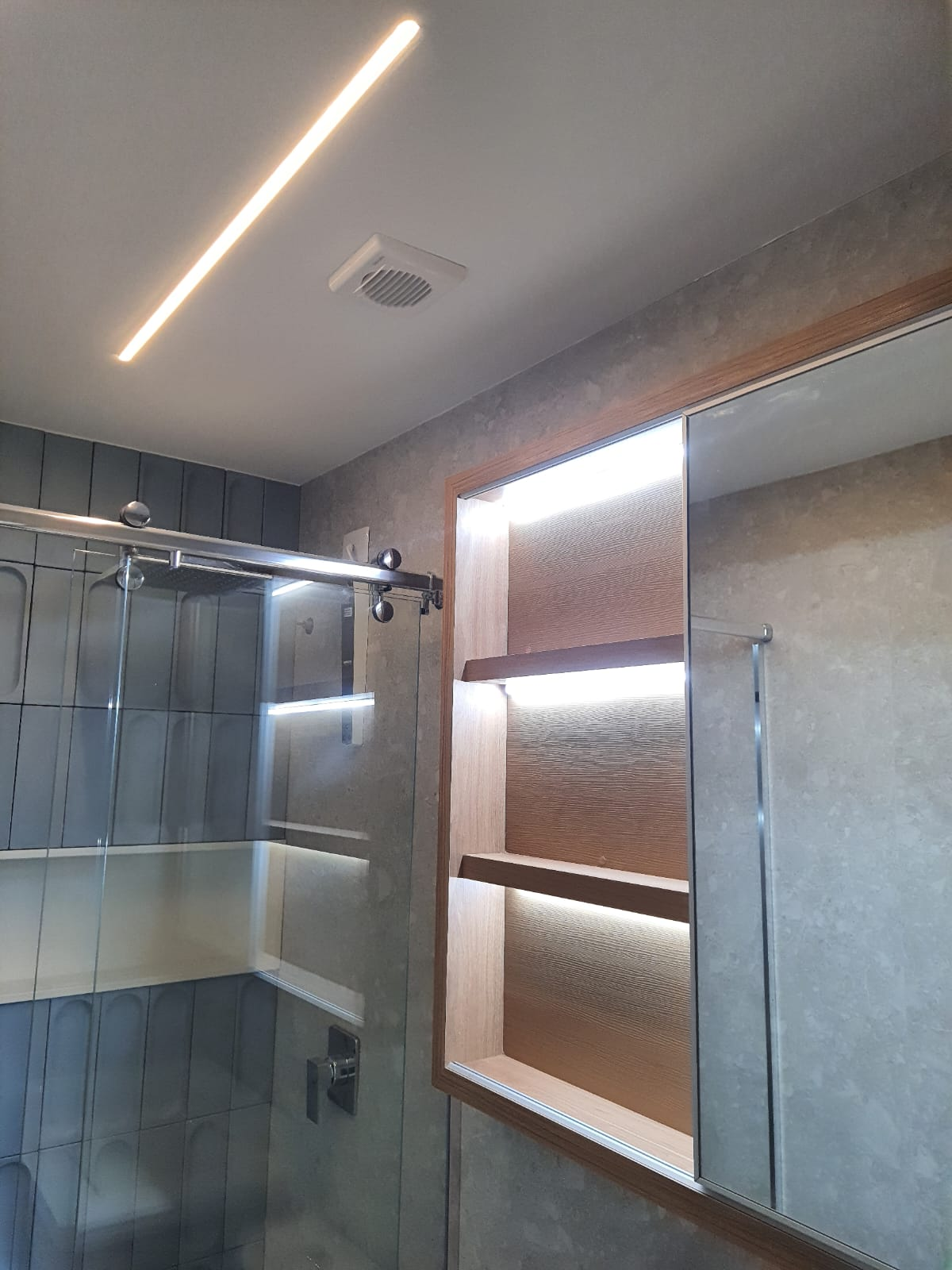 Iluminação de banheiro com LED