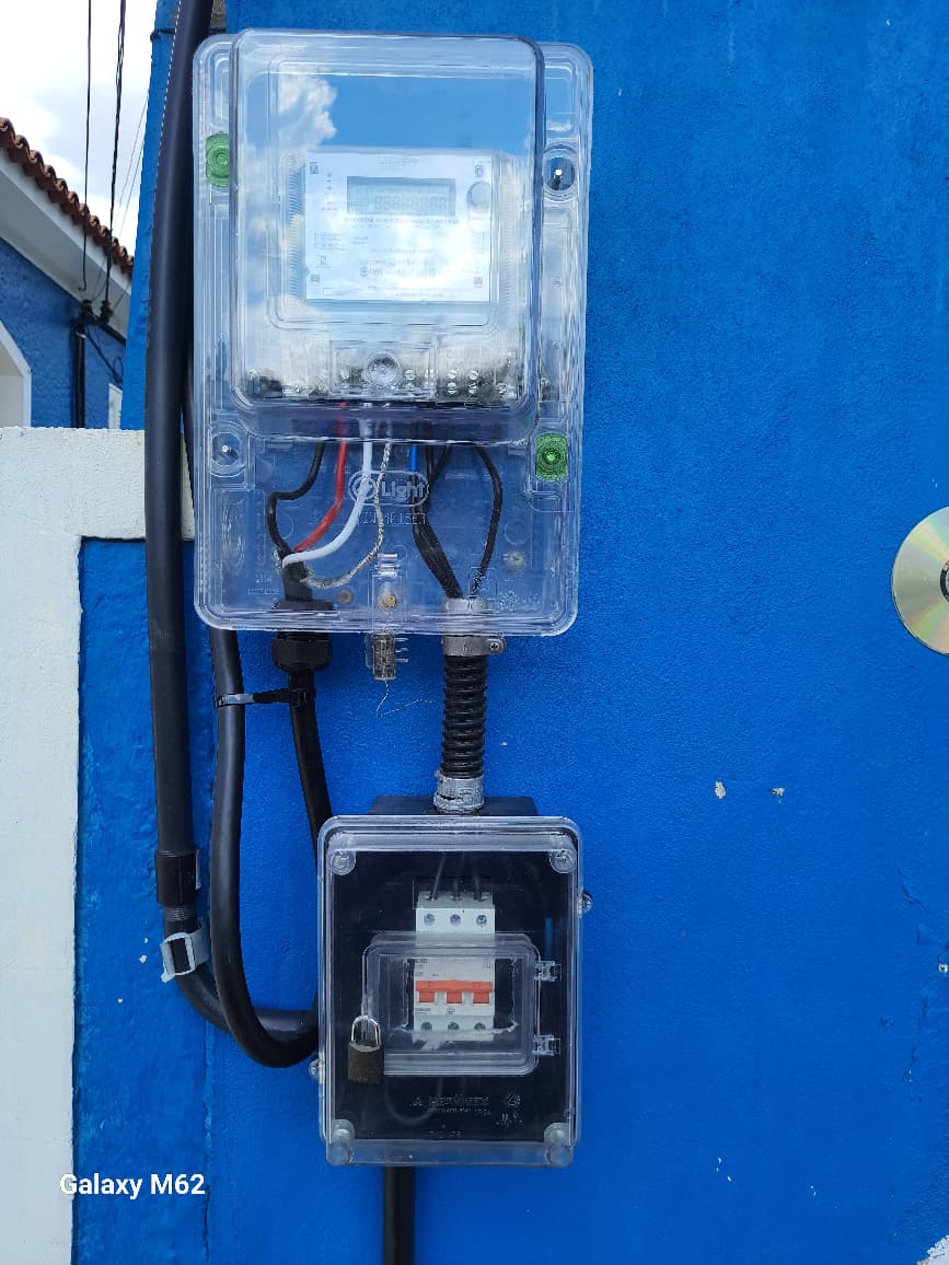 Quadro do Padrão de Entrada de Energia instalado pela Rotiv em Nova Iguaçu